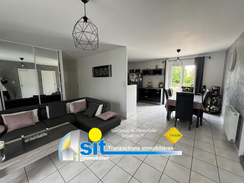 Maison - 95 m² - 5 pièces