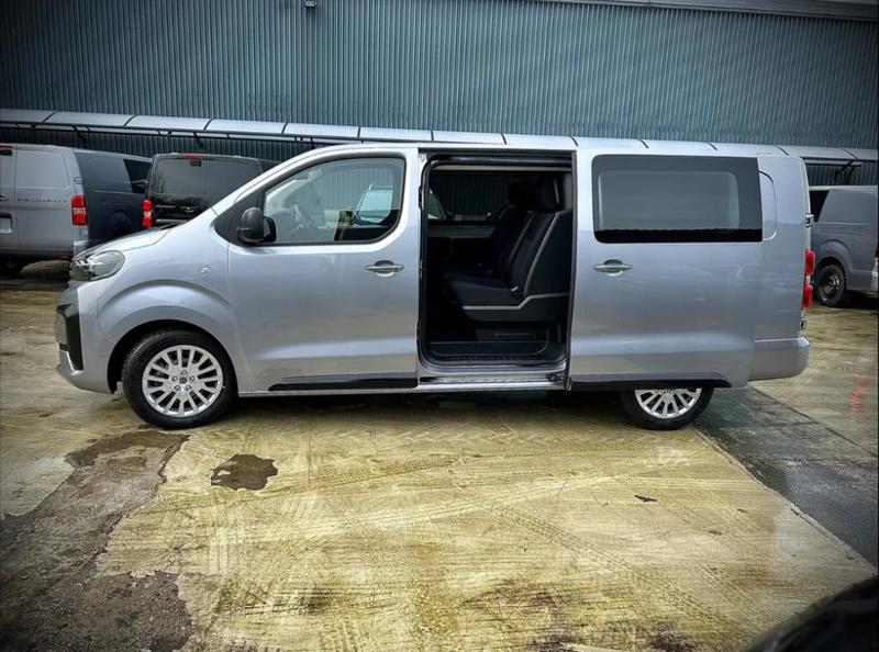 Peugeot Expert III Cabine Approfondie Fixe Xl 2.0 Bluehdi 180 s&amp;S Eat8 Asphalt