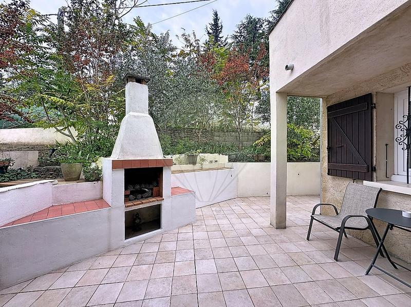 Maison - 204 m² - 8 pièces