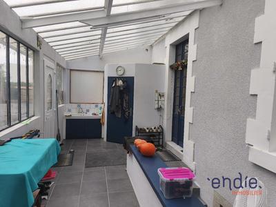 Maison - 245 m² - 12 pièces