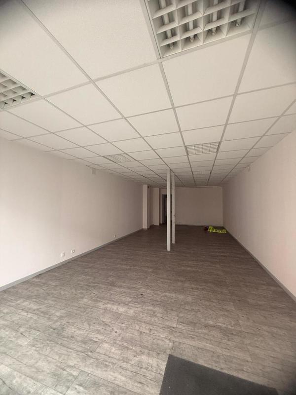 Local commercial - 120 m²