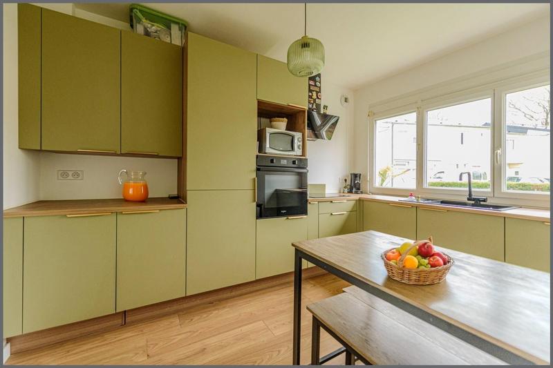 Maison - 87 m² - 5 pièces