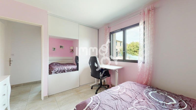 Villa - 224 m² - 6 pièces