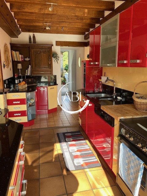 Maison - 180 m² - 6 pièces