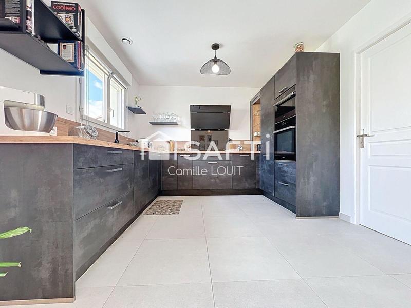 Maison - 91 m² - 5 pièces