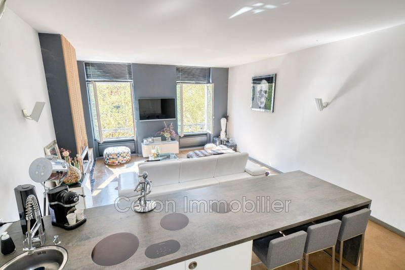 Appartement - 75 m² - 3 pièces