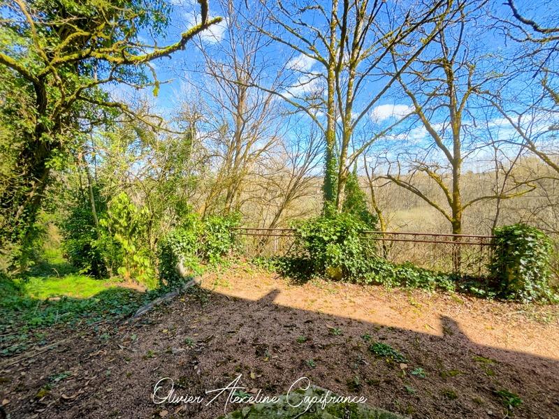 Maison - 500 m² - 16 pièces