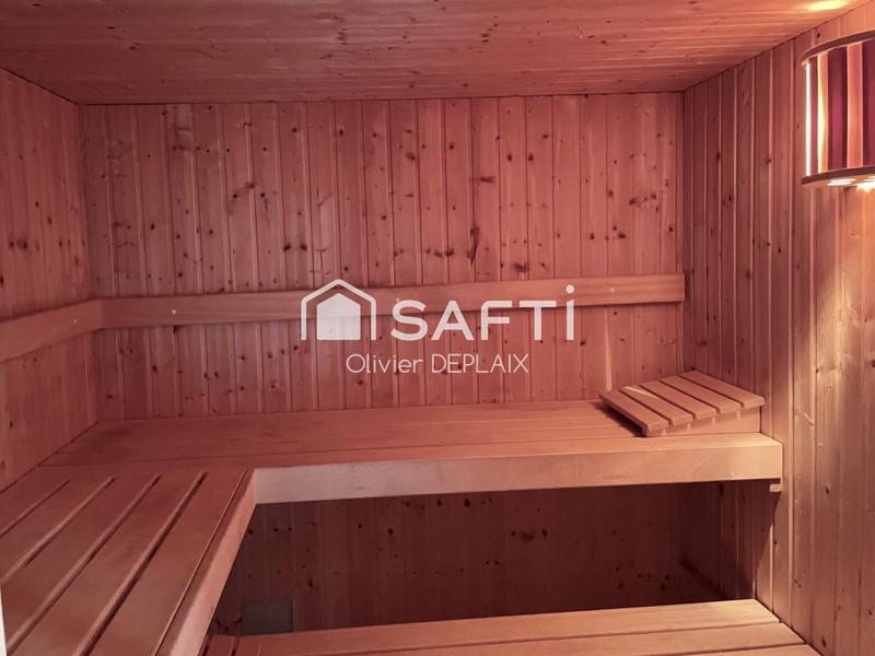 Maison - 400 m² - 9 pièces