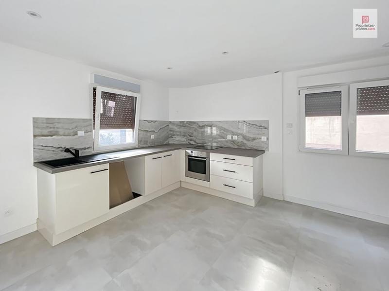 Maison - 84 m² - 4 pièces