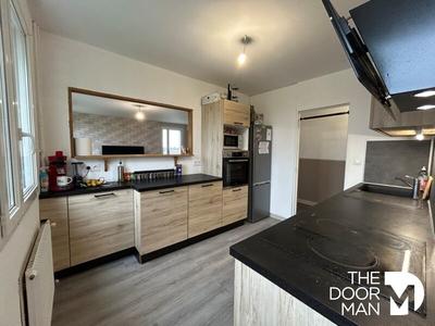 Appartement - 87 m² - 4 pièces