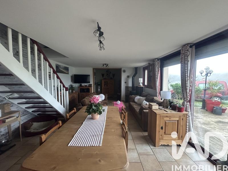 Maison - 88 m² - 4 pièces