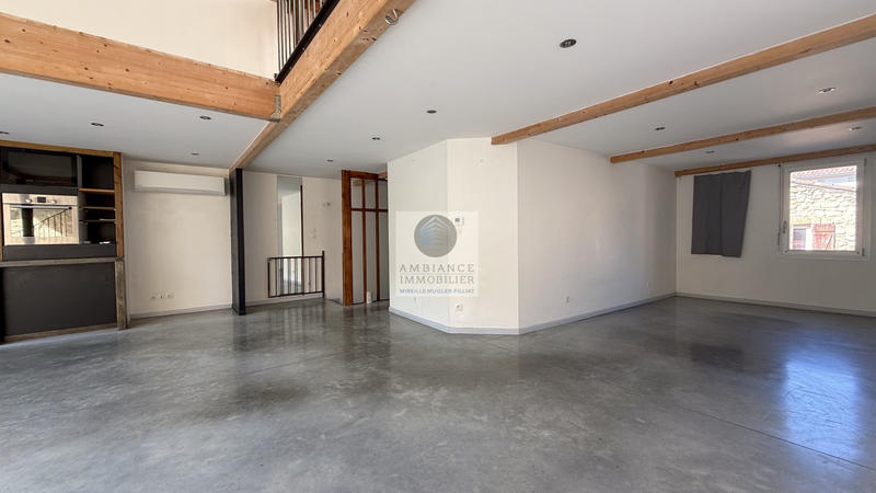 Maison - 157 m² - 6 pièces