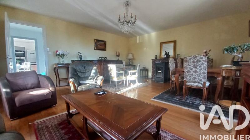 Maison - 142 m² - 5 pièces