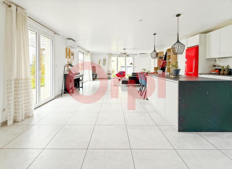 Maison - 142 m² - 5 pièces