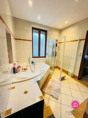 Maison - 118 m² - 5 pièces