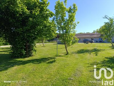 Maison de village - 246 m² - 8 pièces