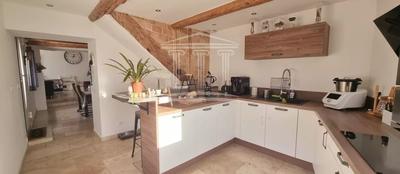 Maison - 104 m² - 3 pièces