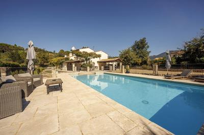 Villa - 196 m² - 6 pièces