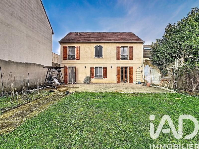 Maison - 138 m² - 6 pièces