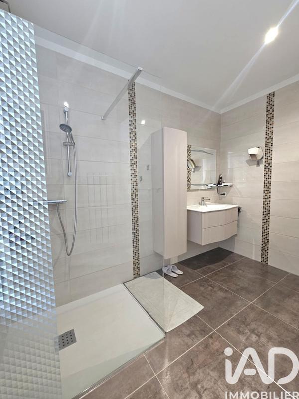 Maison - 108 m² - 5 pièces