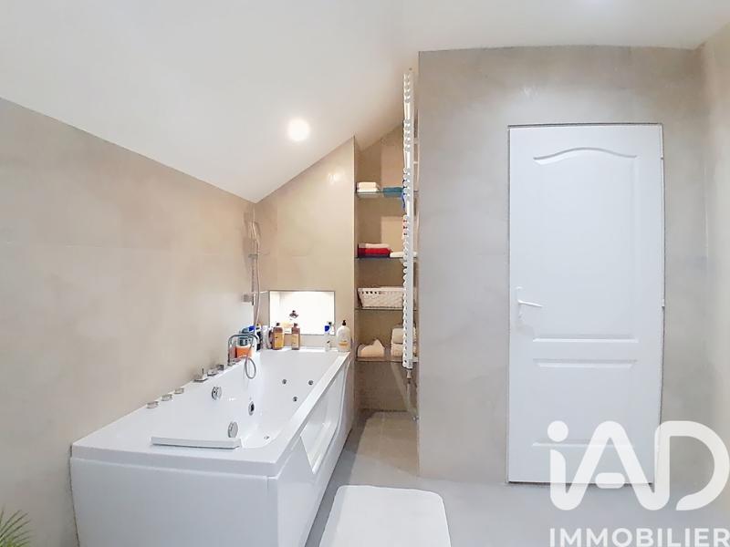 Maison - 175 m² - 6 pièces