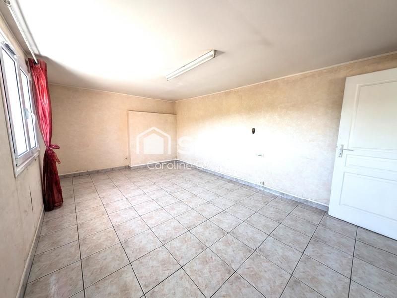 Maison - 174 m² - 7 pièces