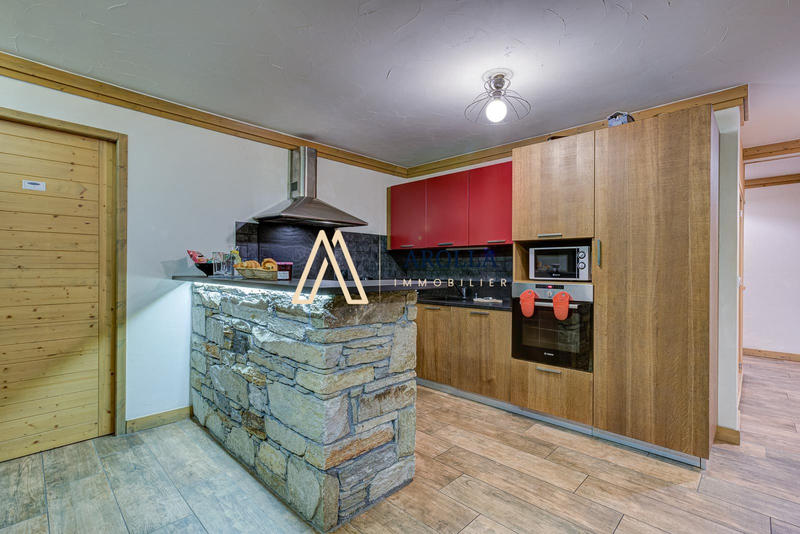 Immeuble - 1 070 m²