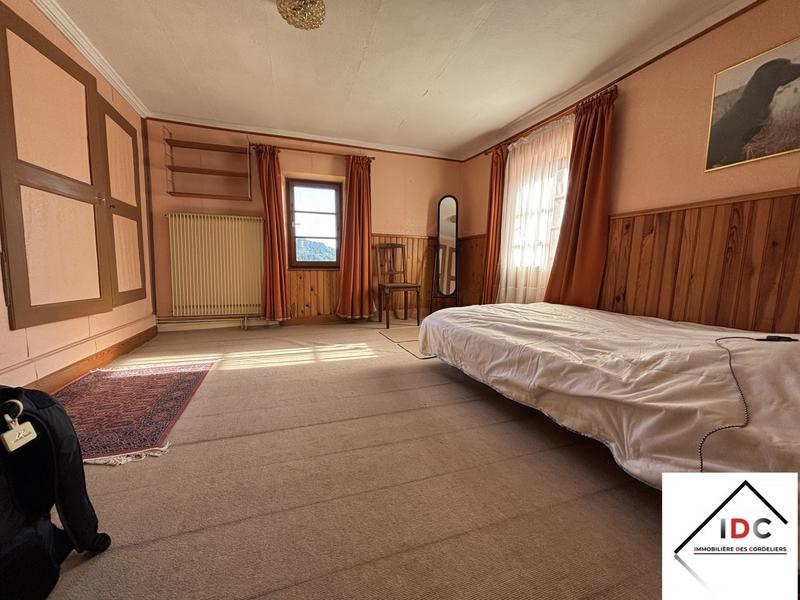 Maison - 147 m² - 5 pièces