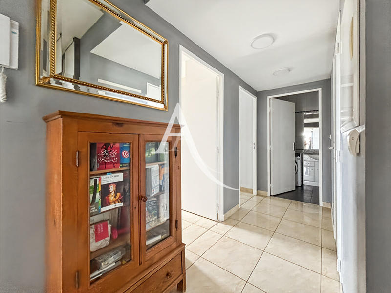 Appartement - 88 m² - 5 pièces