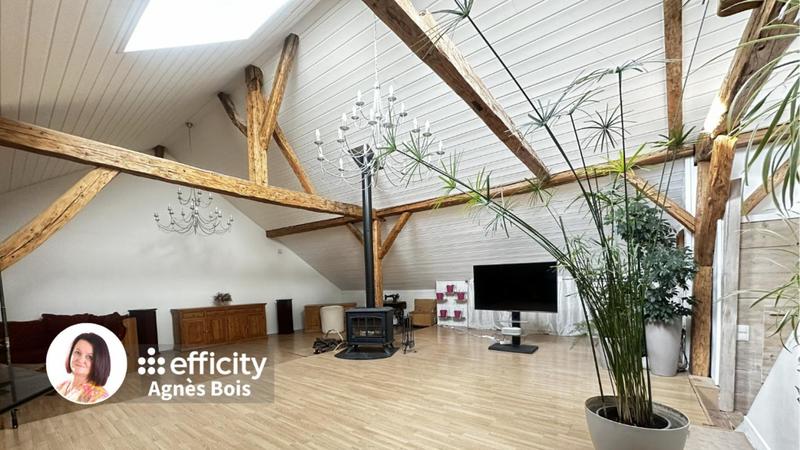 Maison - 297 m² - 7 pièces