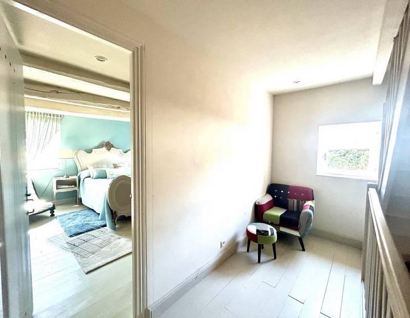 Maison en pierre - 190 m² - 5 pièces