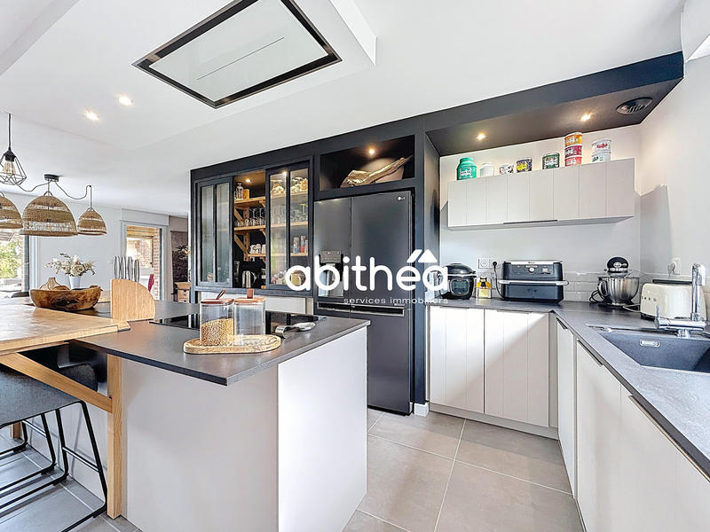 Maison - 165 m² - 7 pièces