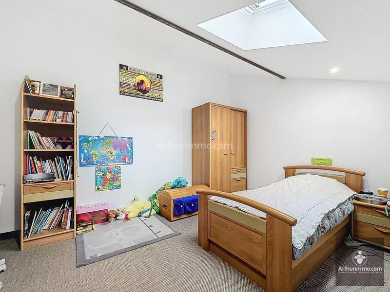 Maison - 195 m² - 6 pièces