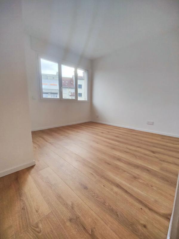 Appartement - 134 m² - 6 pièces