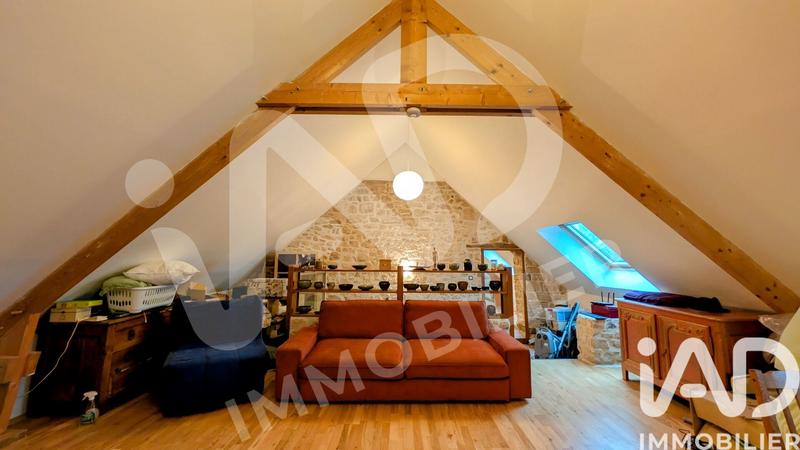 Maison - 345 m² - 11 pièces