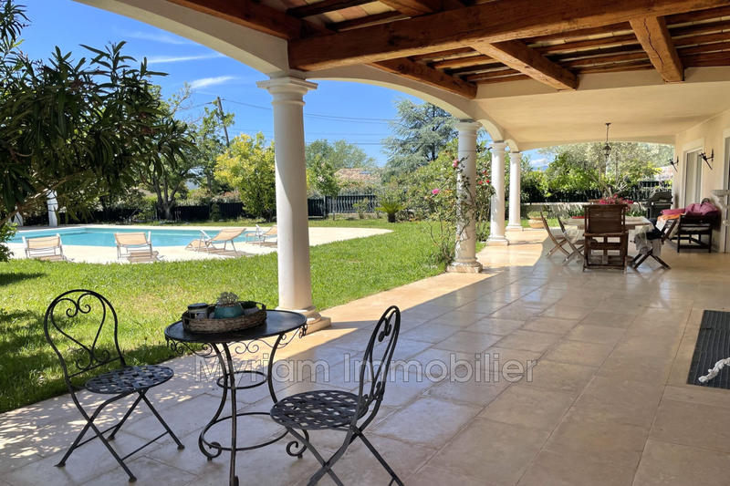 Maison - 171 m² - 8 pièces