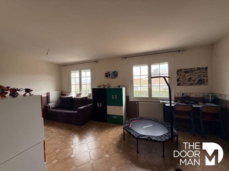 Maison - 195 m² - 6 pièces