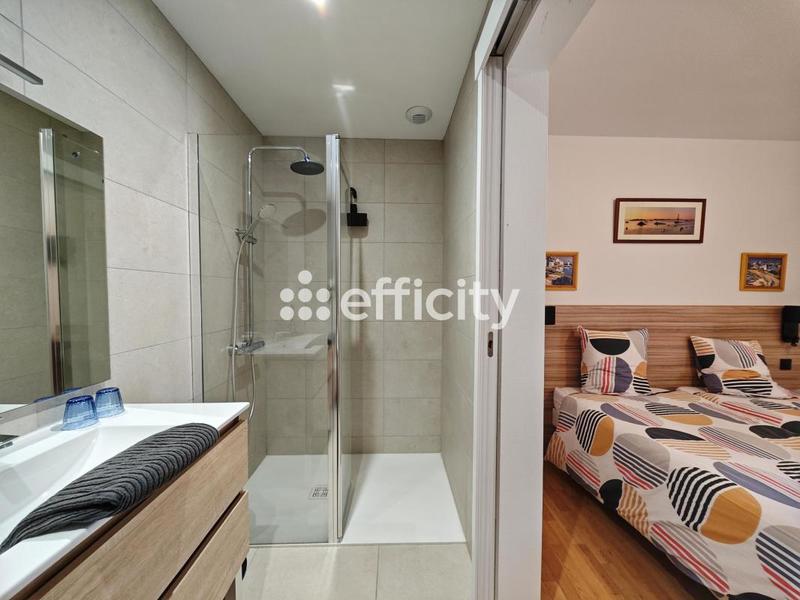 Propriété - 466 m² - 20 pièces