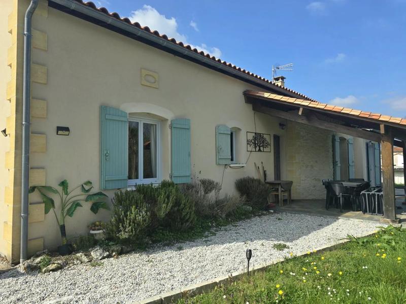 Maison - 120 m² - 5 pièces