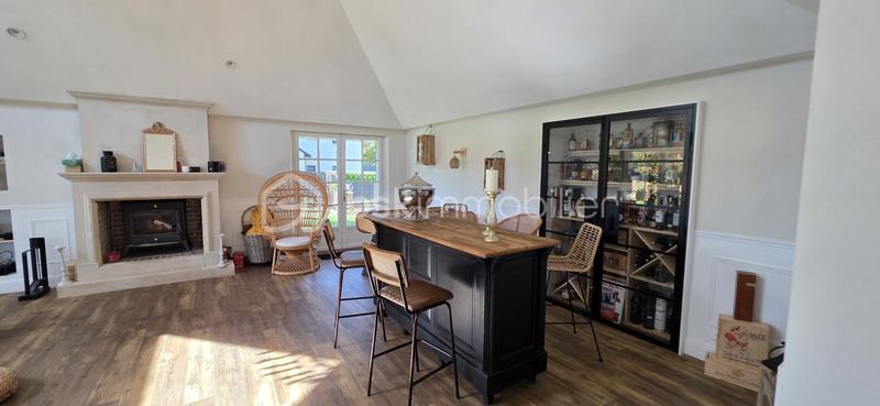 Demeure - 280 m² - 7 pièces