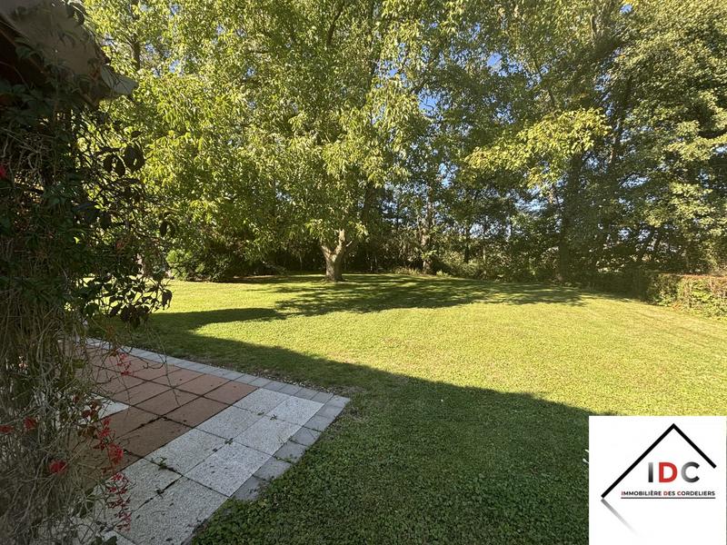 Maison - 193 m² - 7 pièces