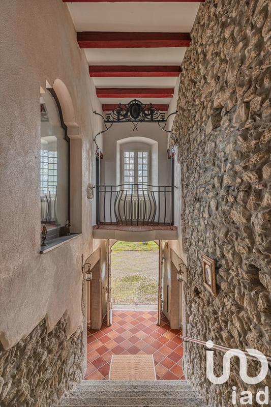 Maison - 406 m² - 10 pièces