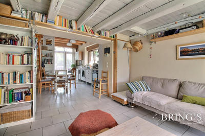 Maison - 140 m² - 8 pièces