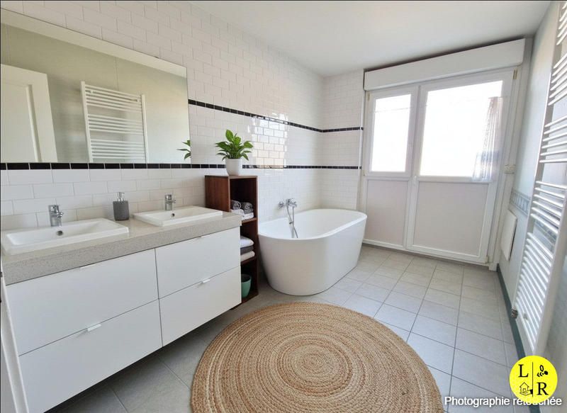 Duplex - 94 m² - 4 pièces