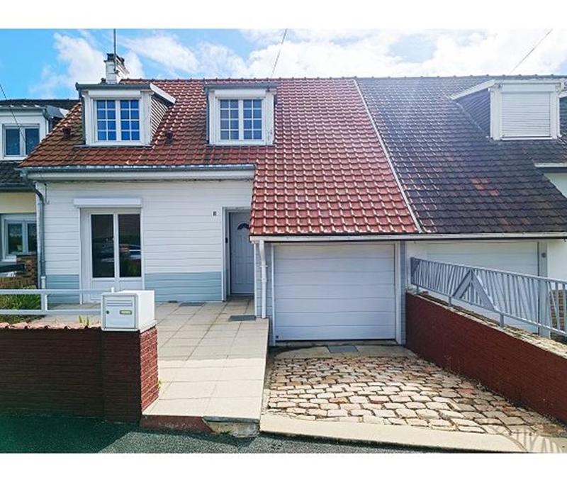 Maison traditionnelle - 105 m² - 5 pièces