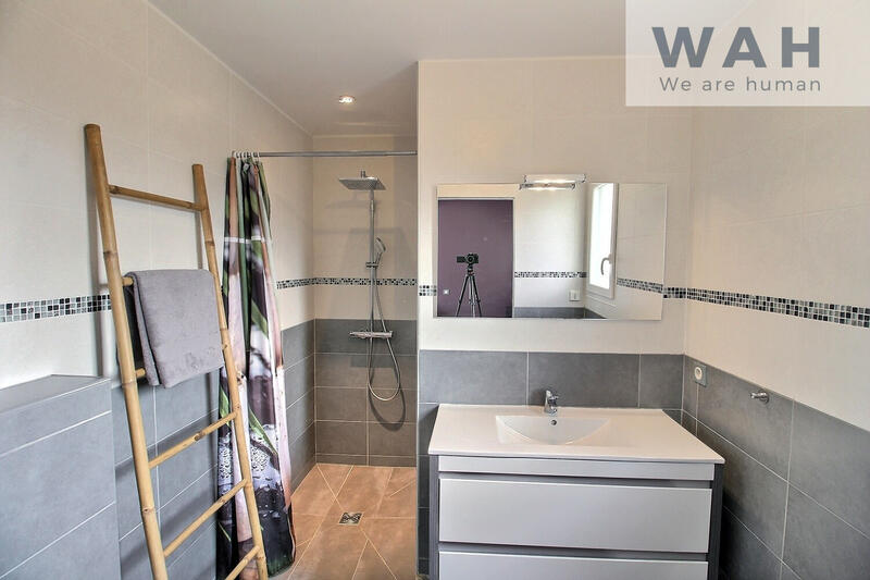 Maison - 170 m² - 6 pièces