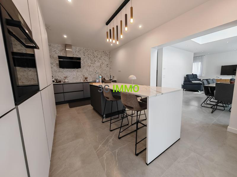 Maison - 155 m² - 6 pièces