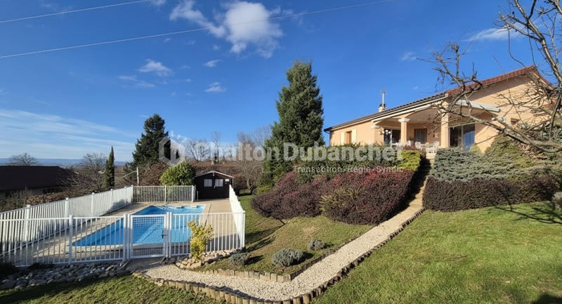 Maison - 100 m² - 4 pièces