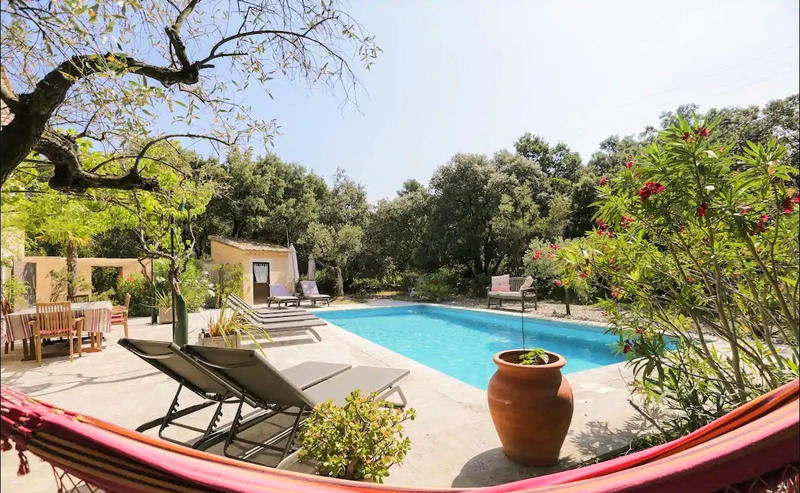 Propriété - 300 m² - 12 pièces