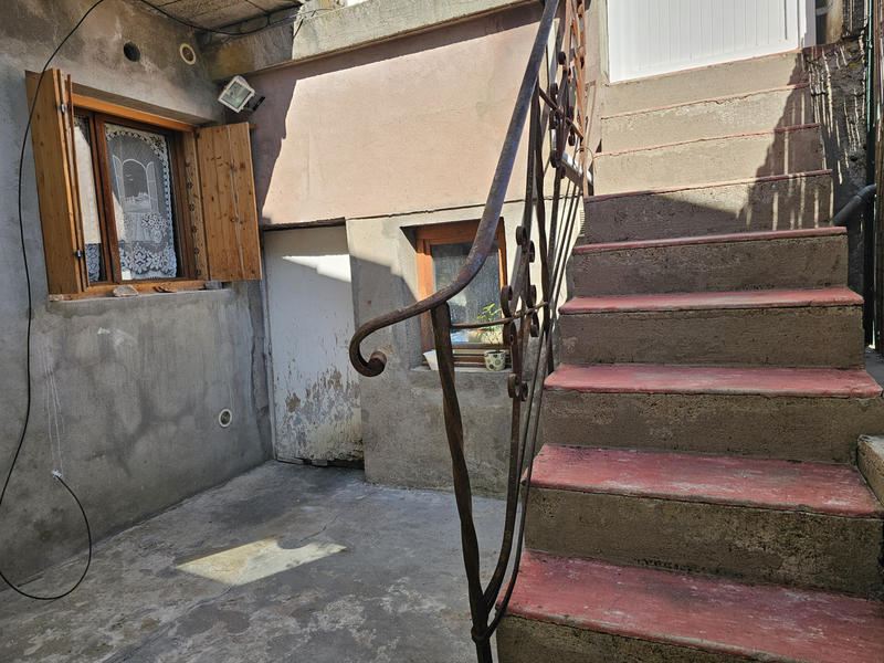 Maison - 220 m² - 7 pièces